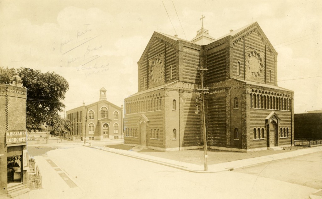 Les deux églises Madonna della Difesa (Notre-Dame-de-la-Défense), 1919